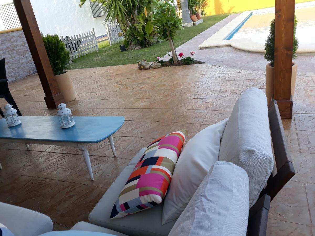 Chalet La Huerta Con Piscina Y Wifi Conil De La Frontera Exterior foto